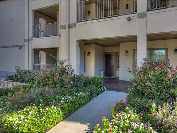 3rd image of 500 Waters Edge Dr APT 312