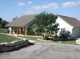 100 White Tail Dr, Kerrville, TX 78028