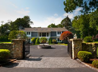 60 Keating Dr, Stratford, CT 06614