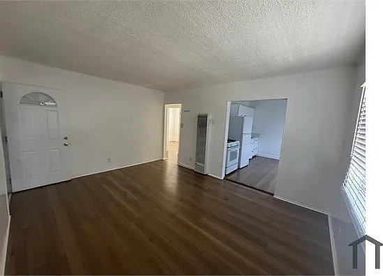 11106 S Normandie Ave #1 — Photo 1