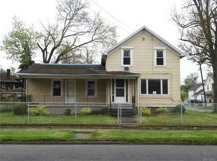 1303 Ontario Ave, Niagara Falls, NY 14305
