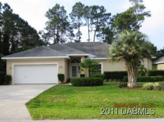 1st image of 14 Woodshire Ln