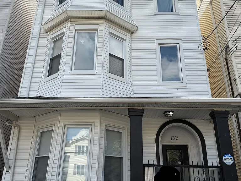 312 Pennsylvania Ave #2 — Photo 1