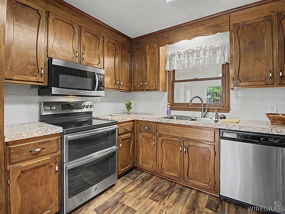 5th image of 108 Wildwood Dr