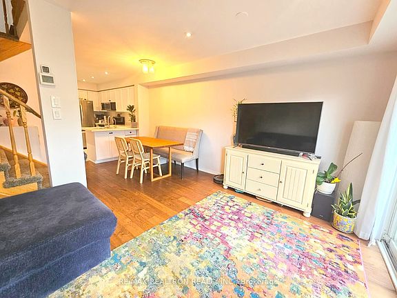 4th image of 35 Lodgeway Dr