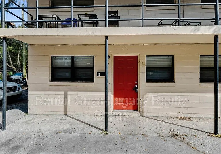 1738 Wright Ave #1 — Photo 1