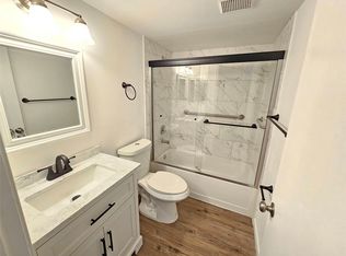 551 SW 135th Ave APT 414B, Pembroke Pines, FL 33027