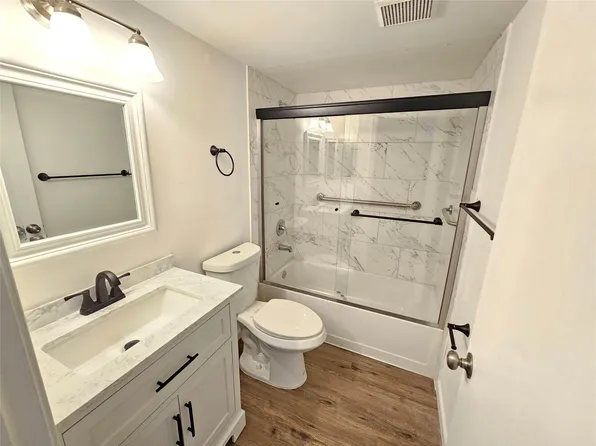 551 SW 135th Avenue #414B, Pembroke Pines, FL 33027