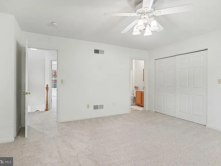 239 G St — Photo 5