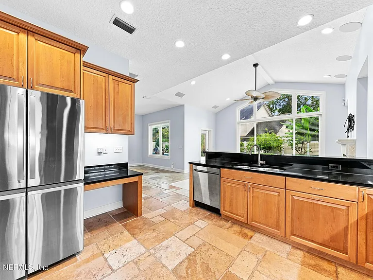 38 Tallwood Rd — Photo 15