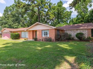 140 E Gibson St, Jasper, TX 75951
