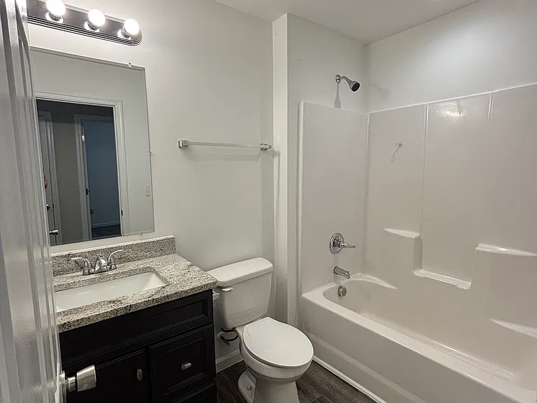 439 Sierra Rd — Photo 8