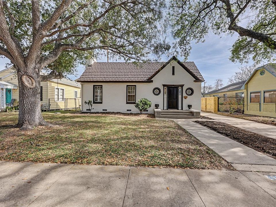 1st image of 417 Cole St