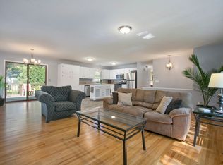 12710 26th Ave N, Plymouth, MN 55441