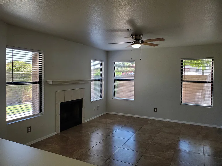 1001 W Antilles Dr — Photo 28