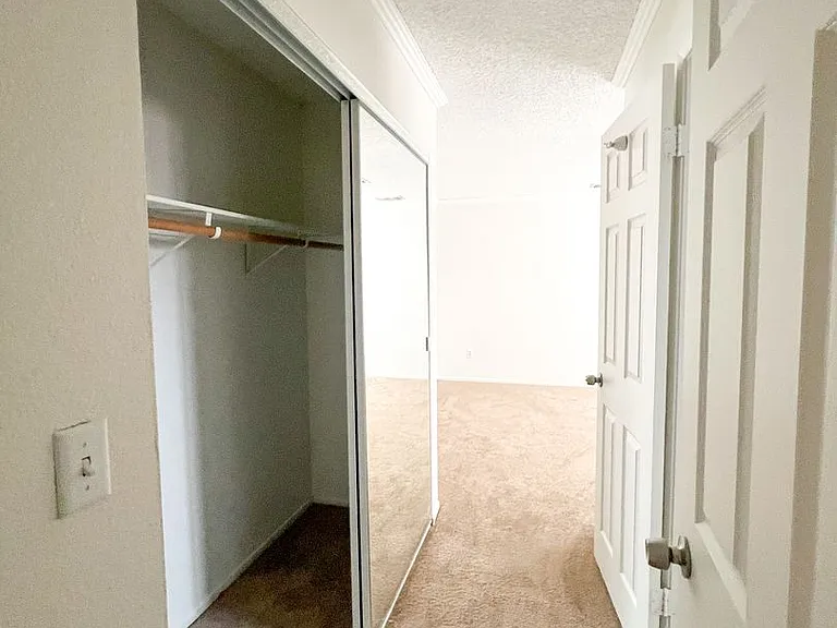 5395 Baileya Ave — Photo 12