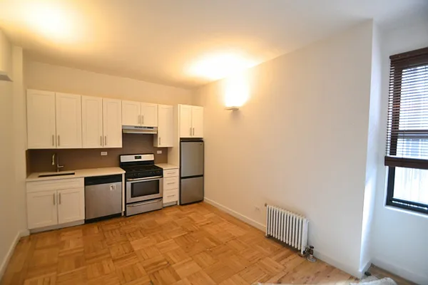 Rented by Bohemia Realty Group | media 13