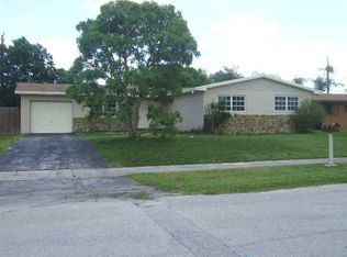 8811 SW 200th Ter, Cutler Bay, FL 33189
