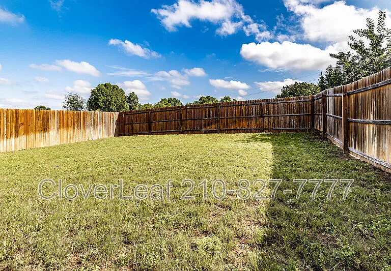 255 Kinsley Way — Photo 37