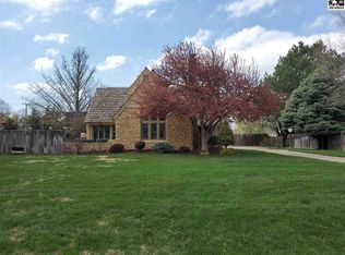 615 S Jackson St, Pratt, KS 67124