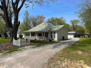 120 Cain Rd, Harrisburg, IL 62946