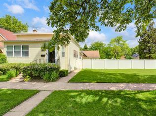 9532 Jefferson Ave, Brookfield, IL