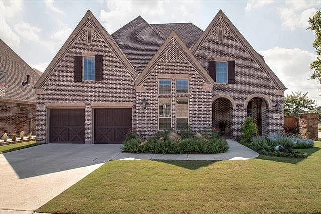 1st image of 1600 Verbena Ln