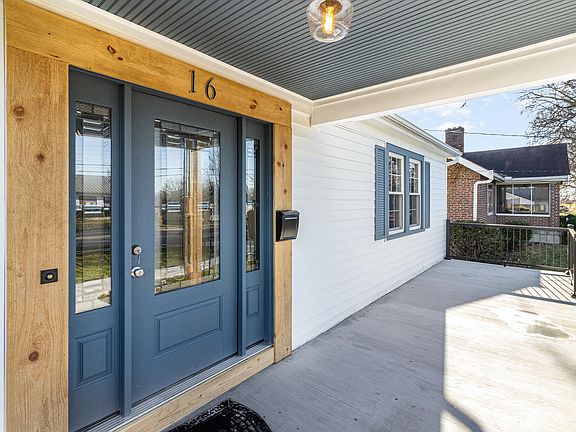 3rd image of 16 Alta Vista Dr