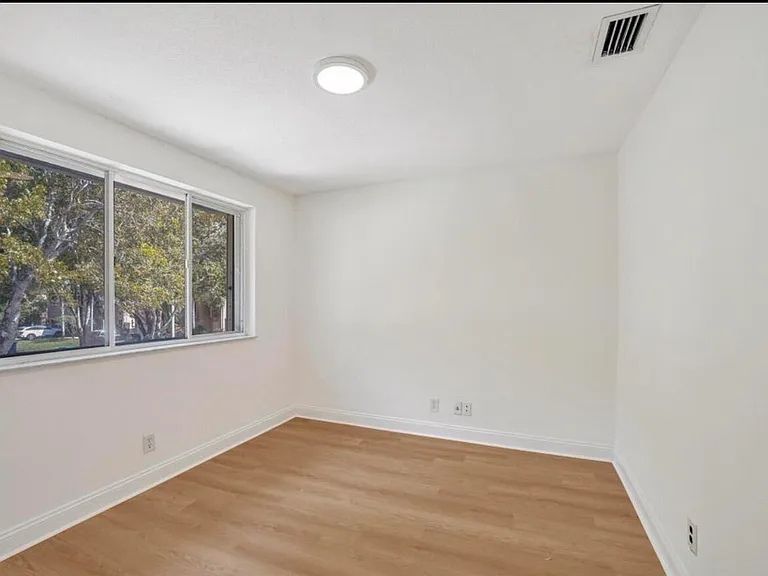 11208 Rhapsody Rd — Photo 19