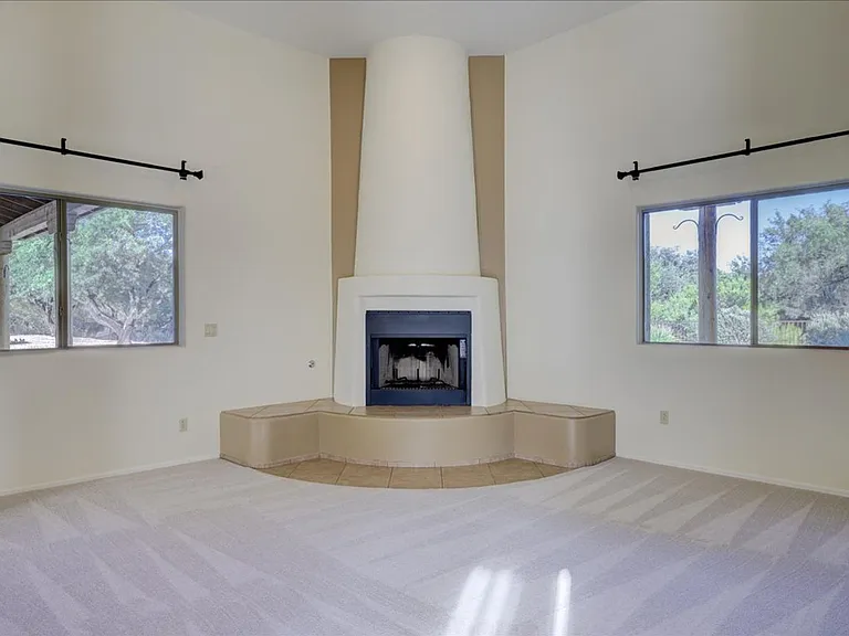 4750 N Bonanza Ave — Photo 8