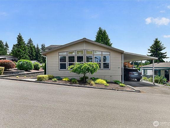 3rd image of 1427 100th Street SW #129