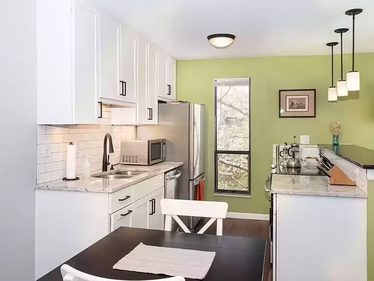 665 Manhattan Dr #201 — Photo 4