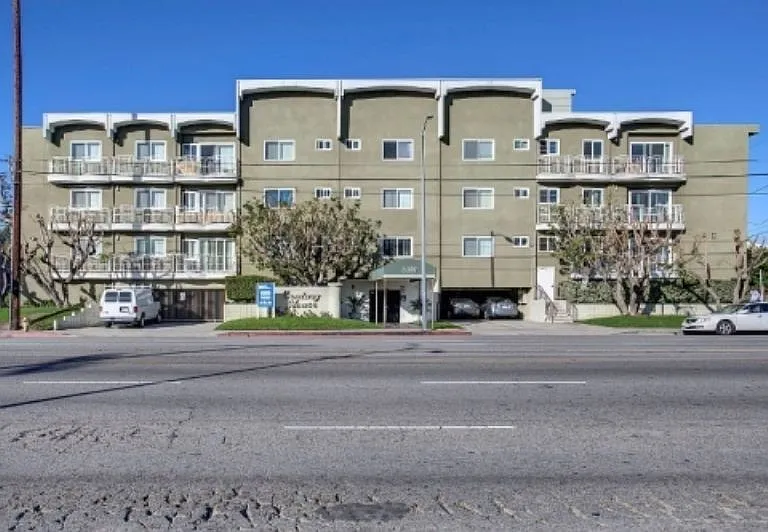 5307 Sepulveda Blvd. — Photo 5