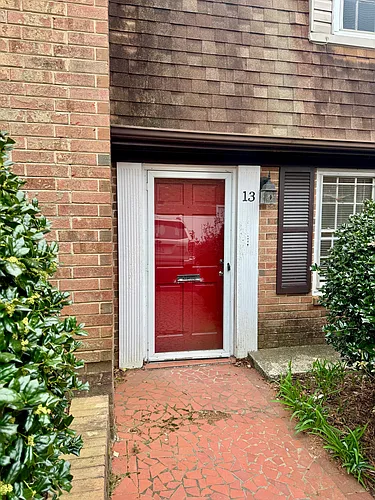 921 Nottingham Dr #13 Photo 1