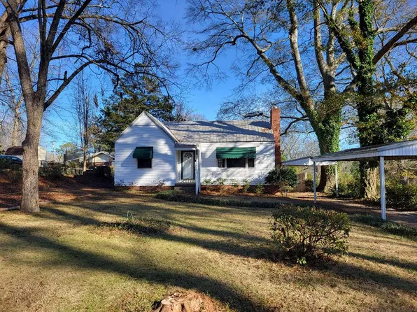 306 Church St, Valley, AL 36854