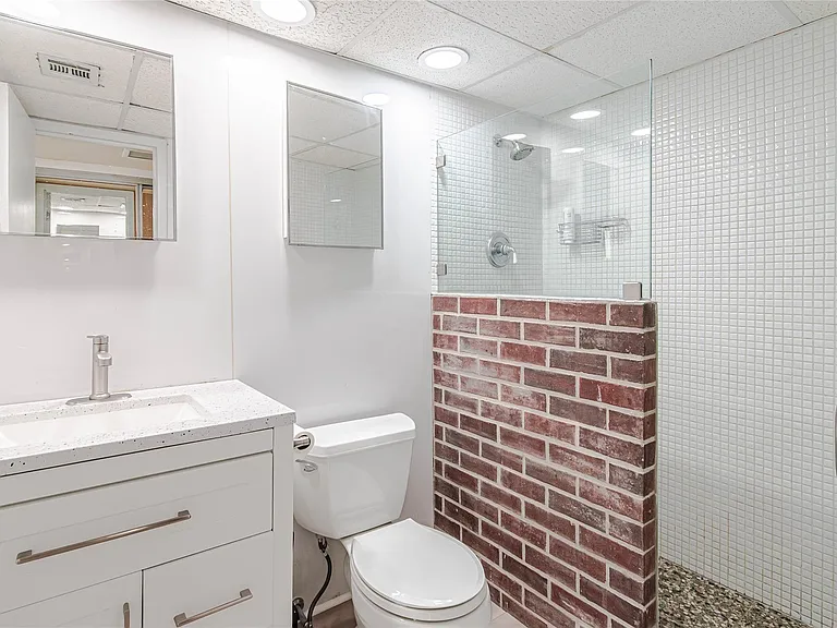 1800 Lavaca St #A-705 — Photo 11