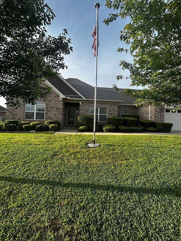 158 Crystal Lake Rd - Property Image