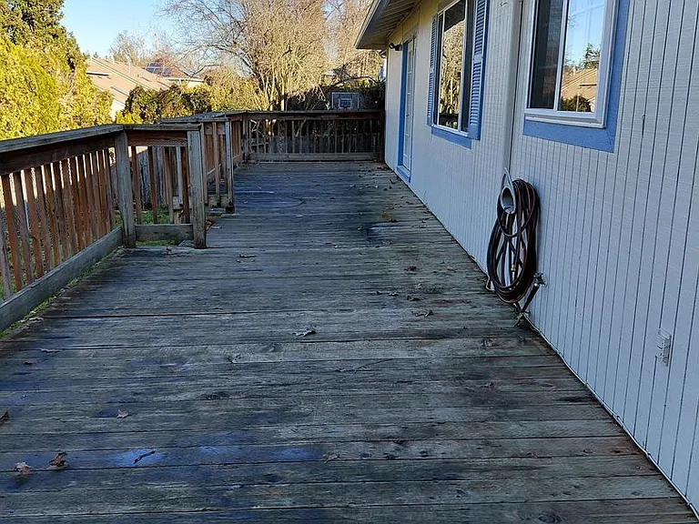 1399 Parkway Dr NW — Photo 20