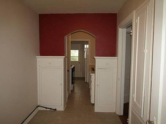 Utility Rm / Kitchen