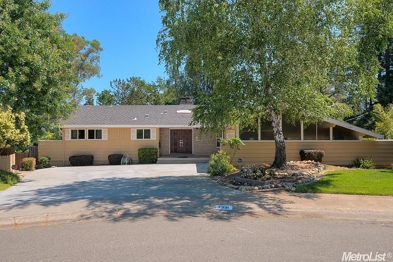 2nd image of 7331 Nob Hill Dr