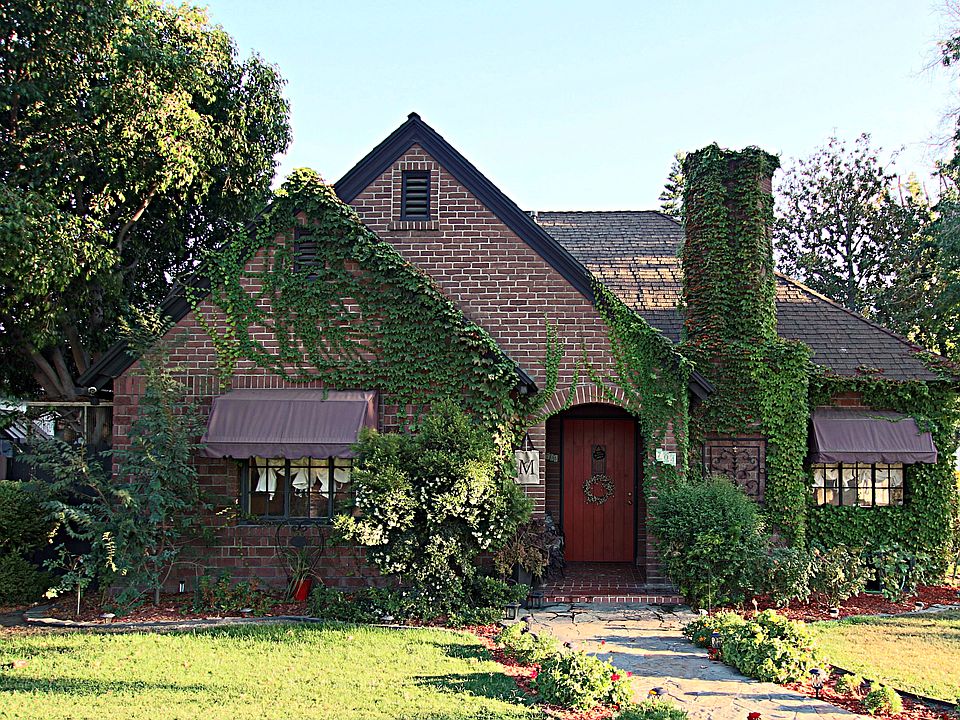1st image of 704 E Jefferson Ave