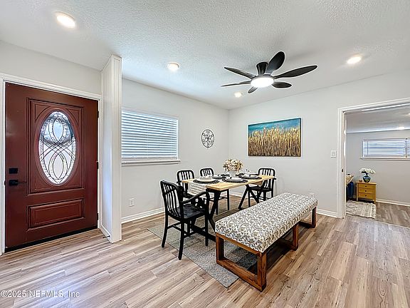 2nd image of 3350 LANSDELL Drive
