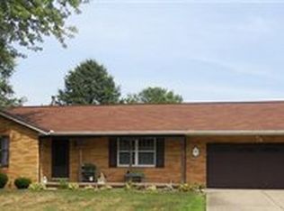 10860 Hazelview Ave NE, Alliance, OH 44601