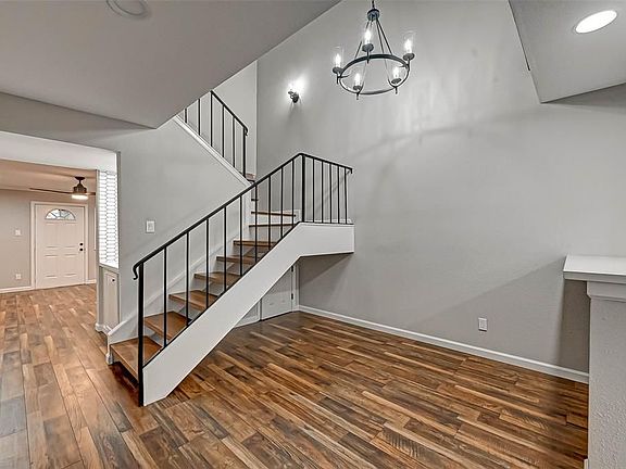 5th image of 5005 Georgi Ln APT 202