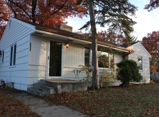 5260 Twin Lake Blvd E, Brooklyn Center, MN 55429