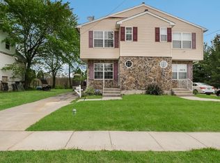 915 Greenhill Rd, Sharon Hill, PA 19079