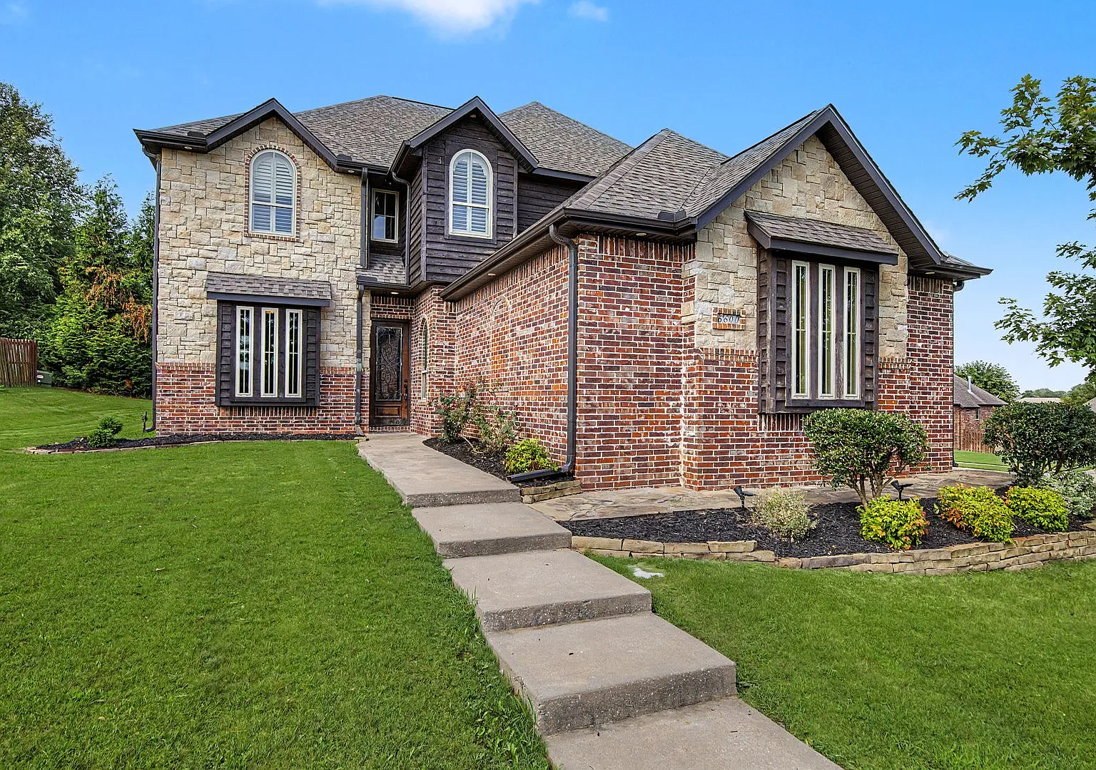 6600 Willowridge Lane — Photo 1
