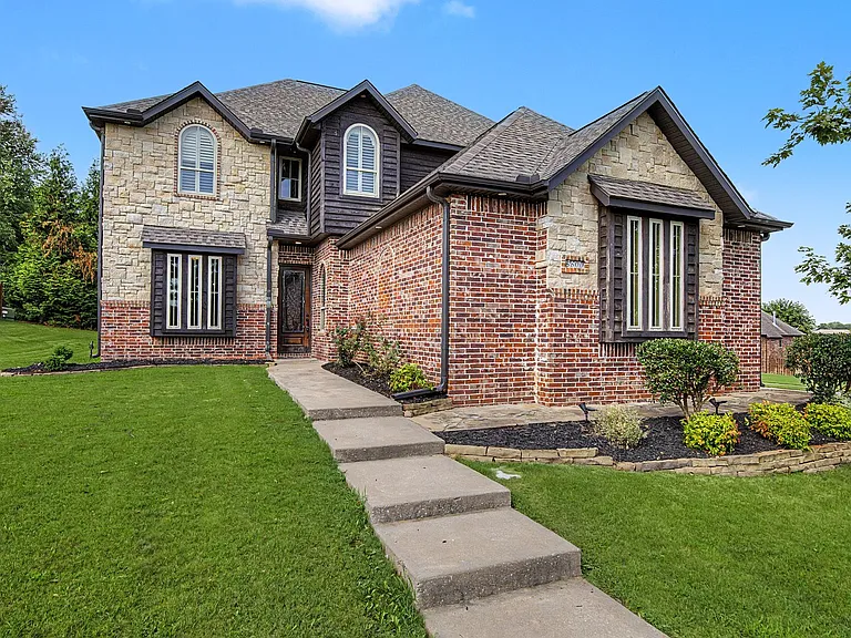 6600 Willowridge Ln — Photo 1