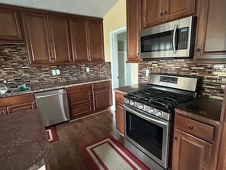 8921 Toloff St #1 — Photo 20