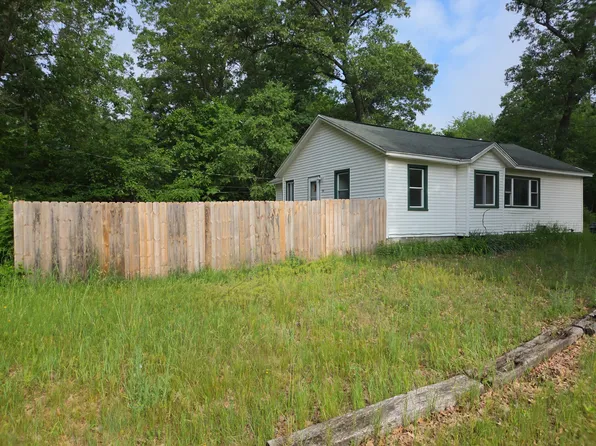 168 E Englewood Rd, Twin Lake, MI 49457